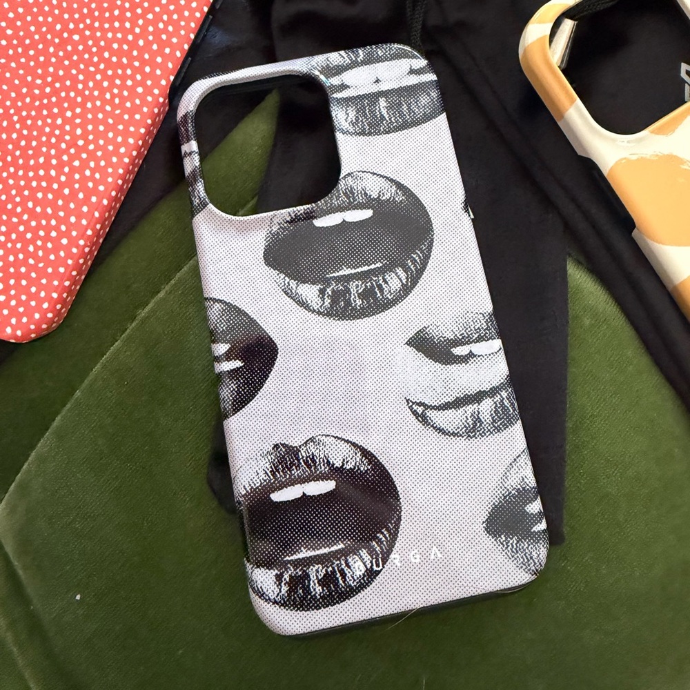 Bundle of Burga iPhone 13 Pro Cases - Picture 2 of 6
